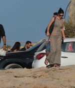 Access_Kardashian_28929.jpg