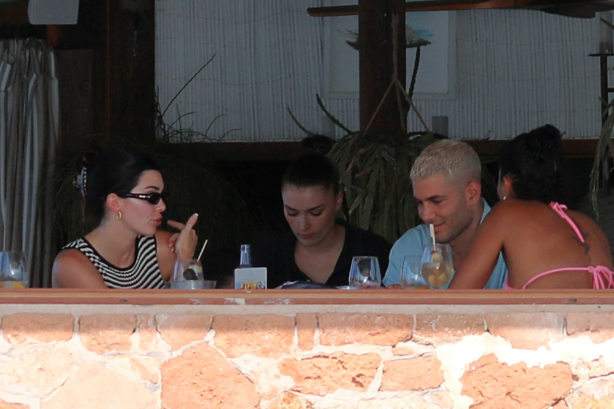 Access_Kardashian_28129.jpg