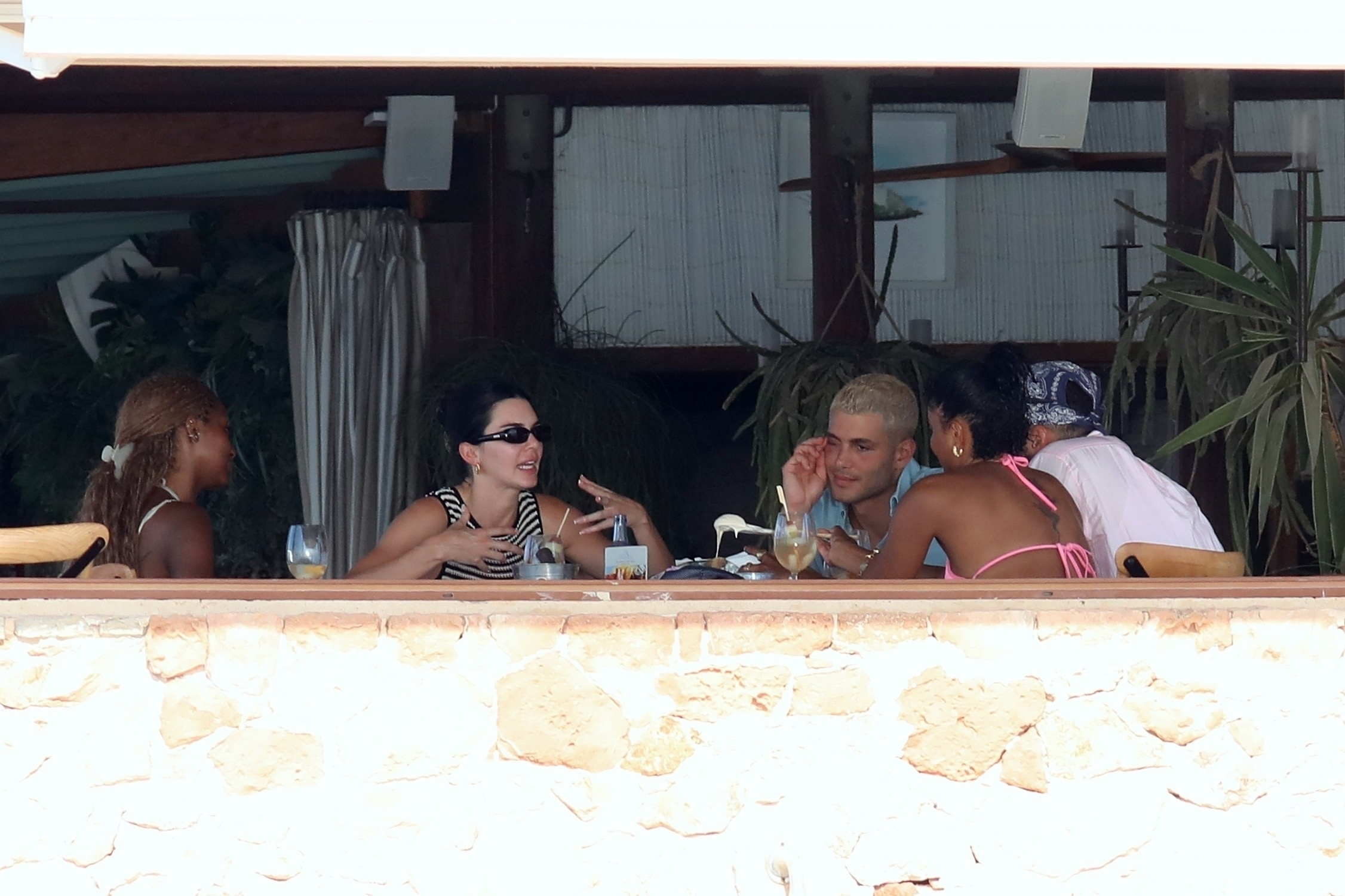 Access_Kardashian_28829.jpg