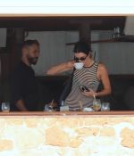 Access_Kardashian_281929.jpg