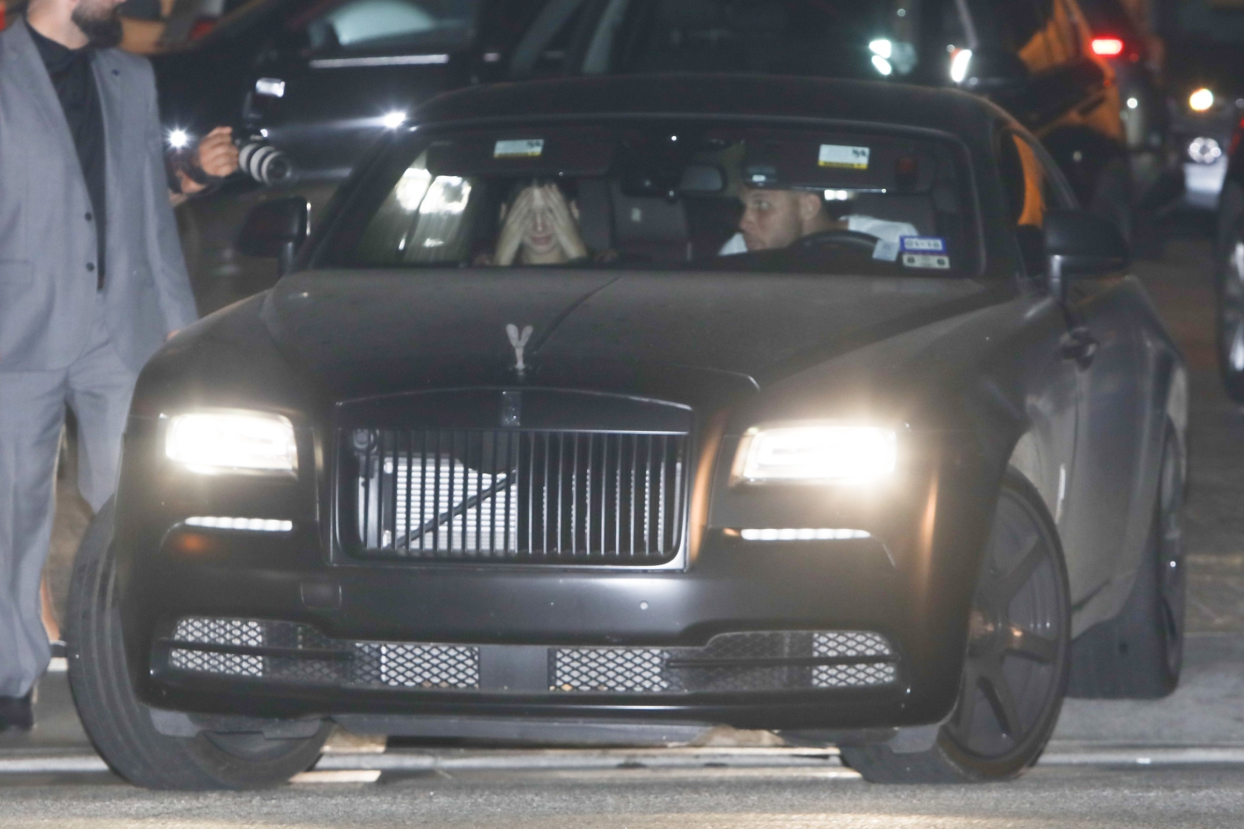 Access_Kardashian_34.jpg