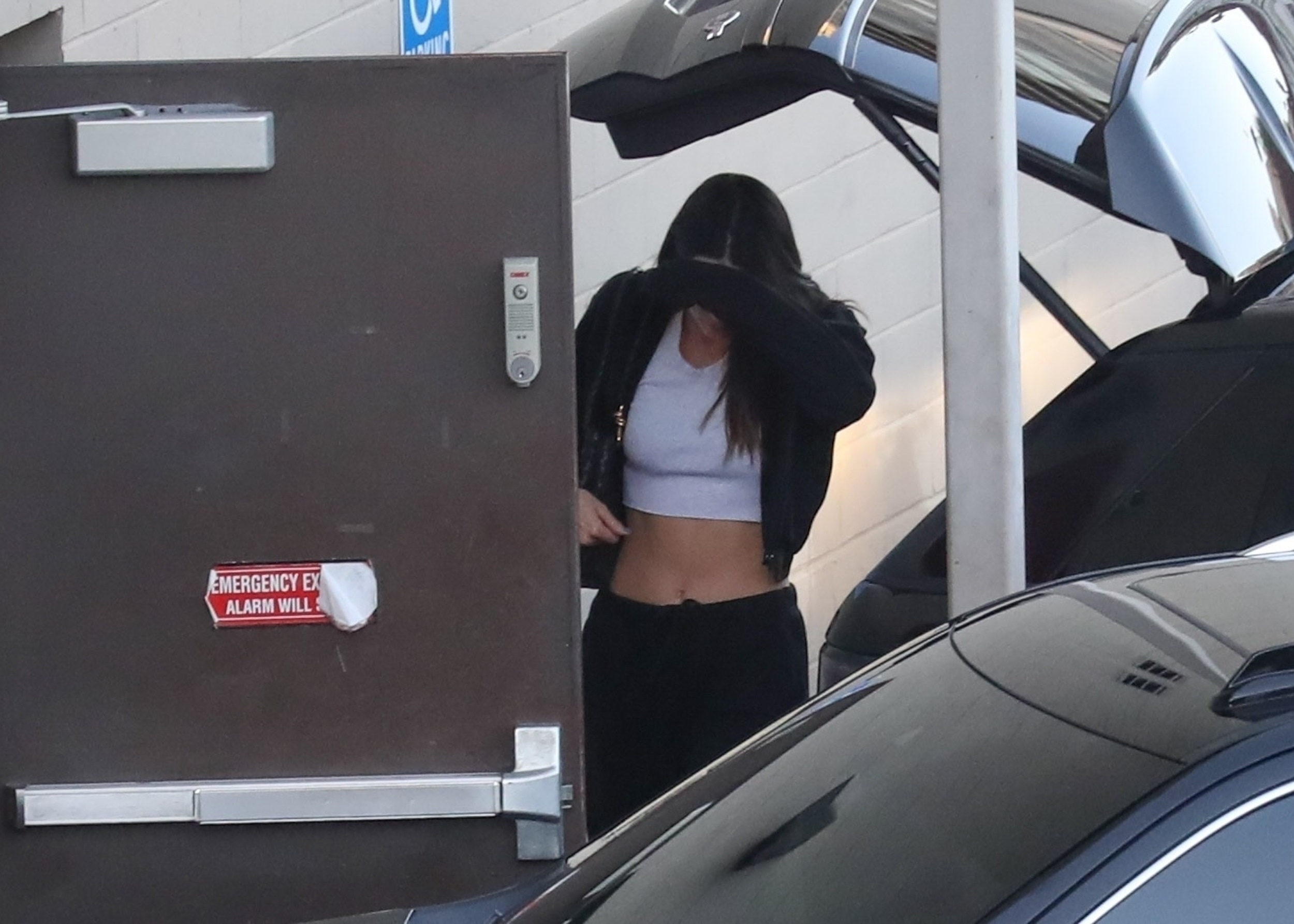 Access_Kardashian_28129.jpg