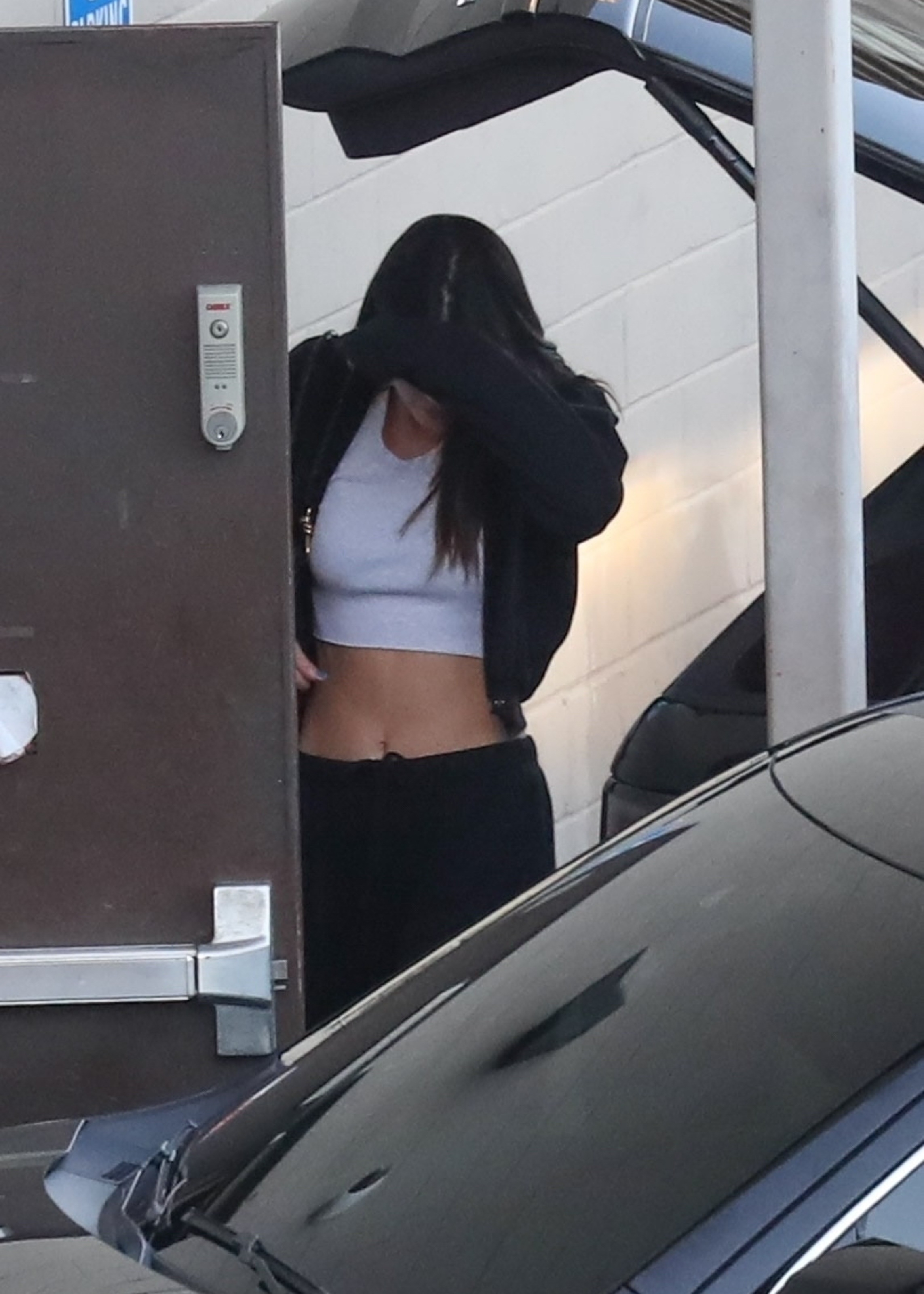 Access_Kardashian_28229.jpg