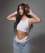 Access_Kardashian_4.jpg