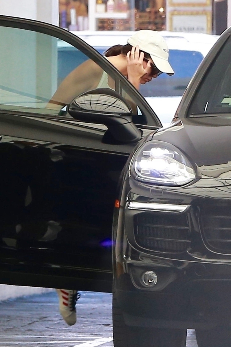 Access_Kardashian_6.jpg