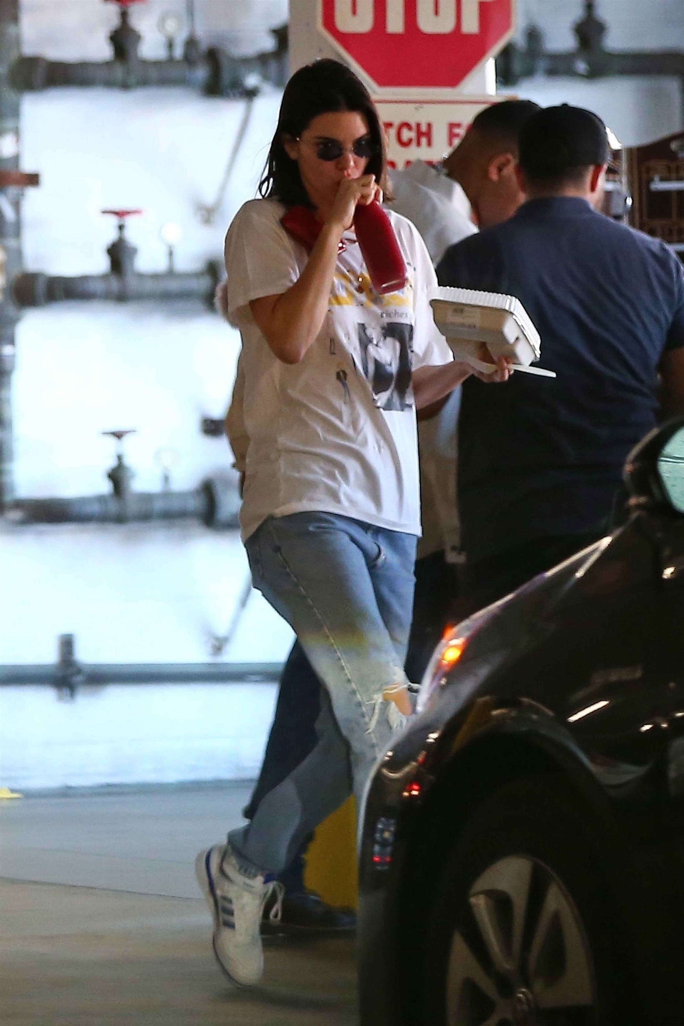 Access_Kardashian_5.jpg