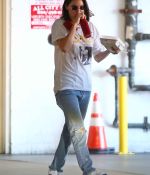 Access_Kardashian_1.jpg