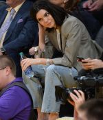 Access_Kardashian_3.jpg