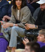 Access_Kardashian_5.jpg