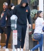 Access_Kardashian_5.jpg