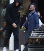 Access_Kardashian_7.jpg
