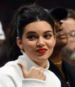 Access_Kardashian_6.jpg
