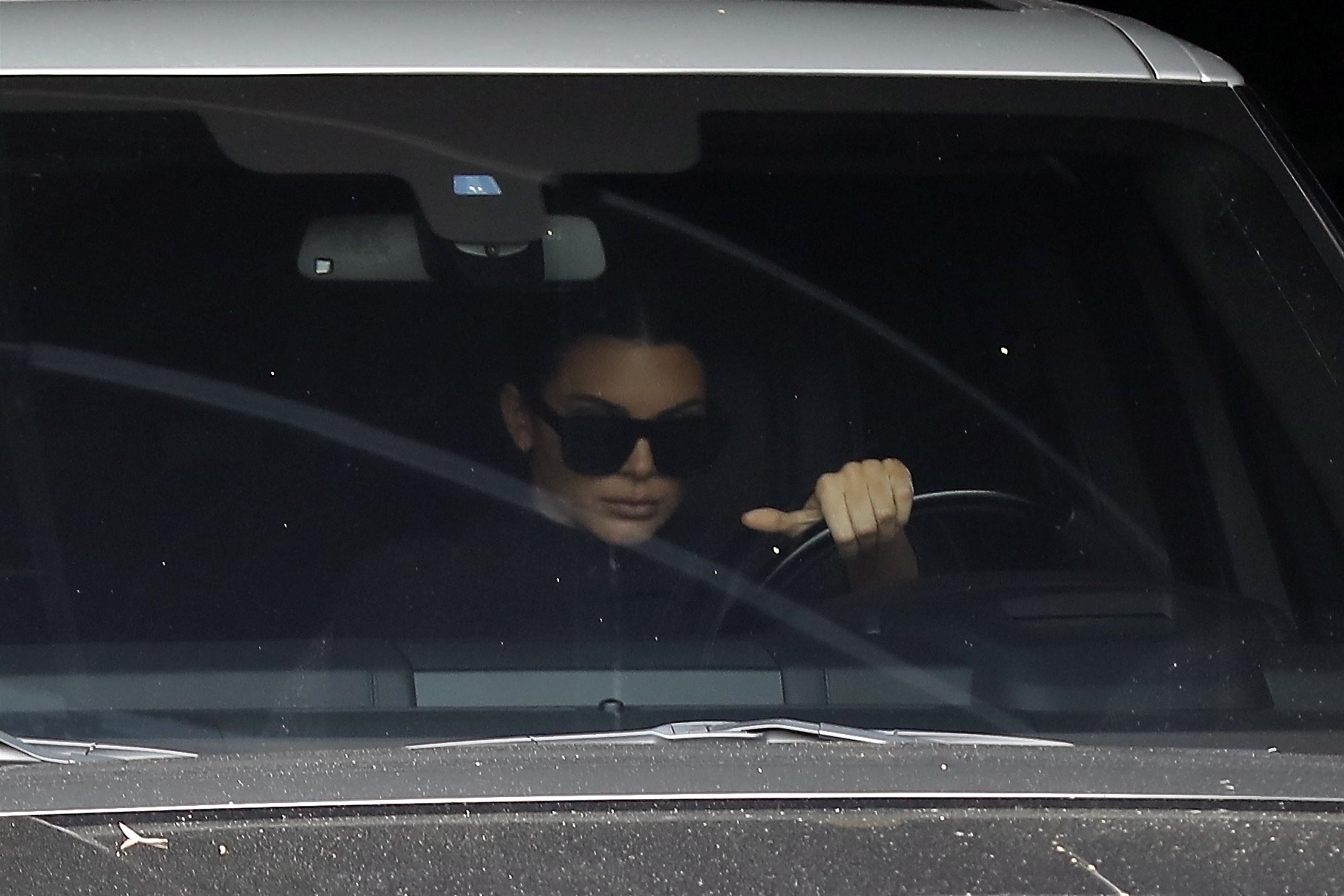 Access_Kardashian_4.jpg