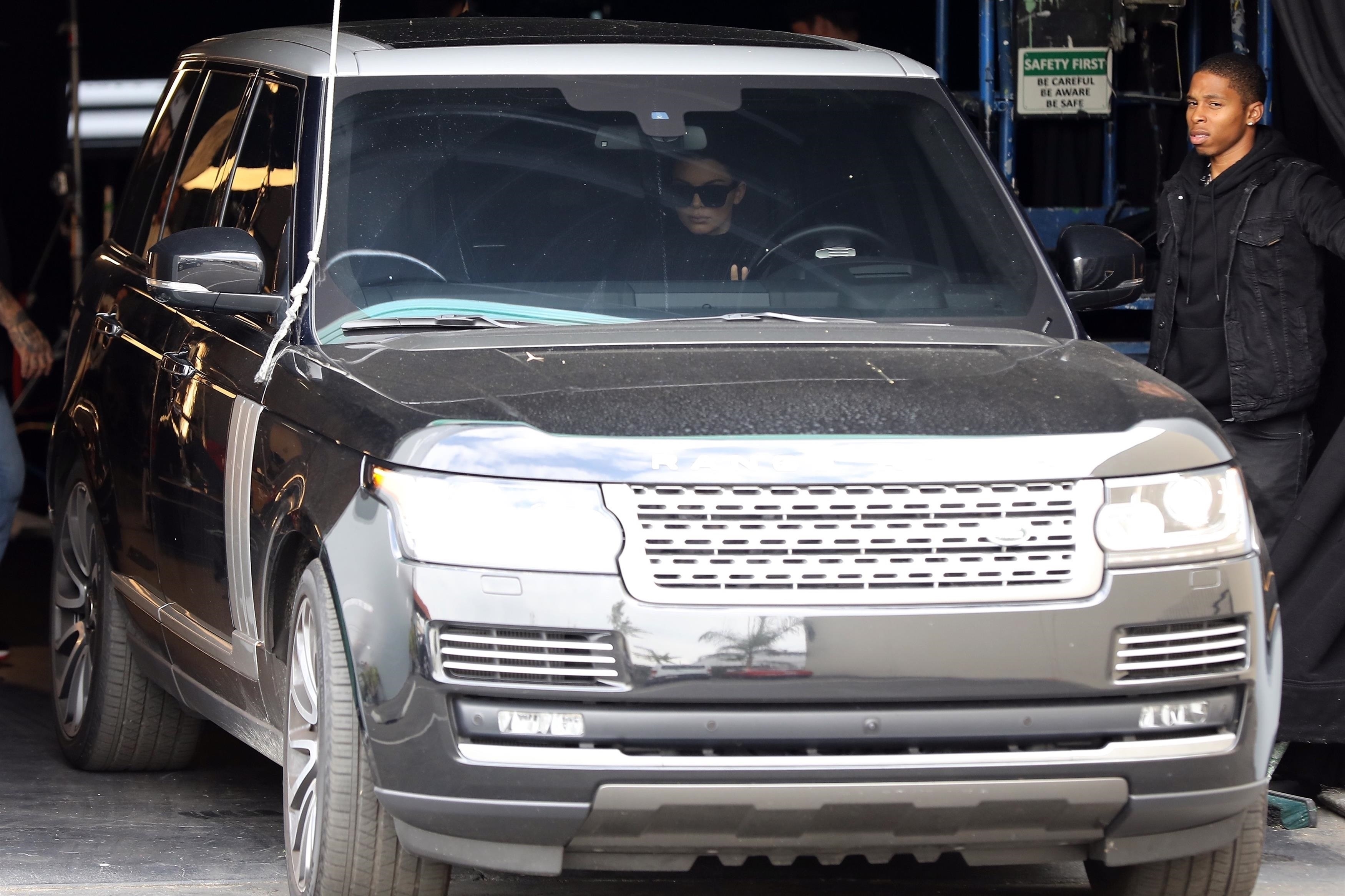 Access_Kardashian_6.jpg