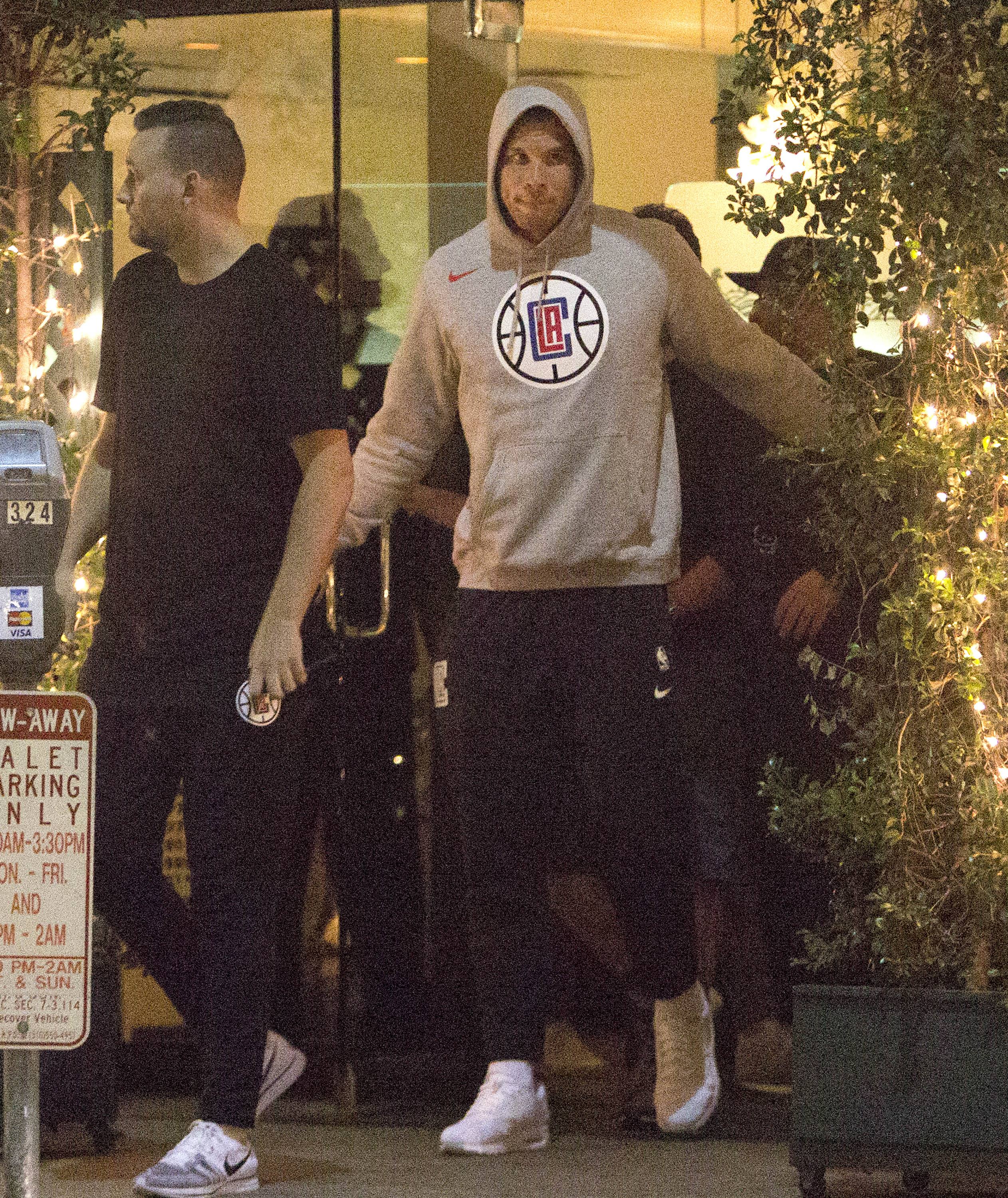 Access_Kardashian_8.jpg