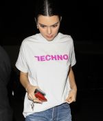 Access_Kardashian_11.jpg
