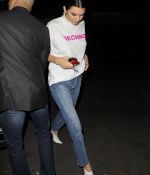 Access_Kardashian_14.jpg