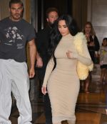 Access_Kardashian_2.jpg