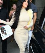 Access_Kardashian_24.jpg