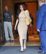 Access_Kardashian_5.jpg