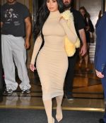 Access_Kardashian_7.jpg