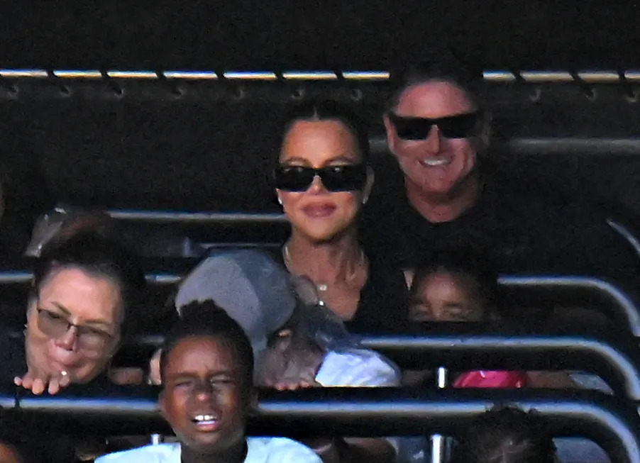Access_Kardashian_11.jpg
