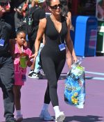 Access_Kardashian_6.jpg
