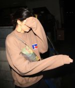 Access_Kardashian_1~0.jpg