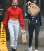 Access_Kardashian_3.jpg