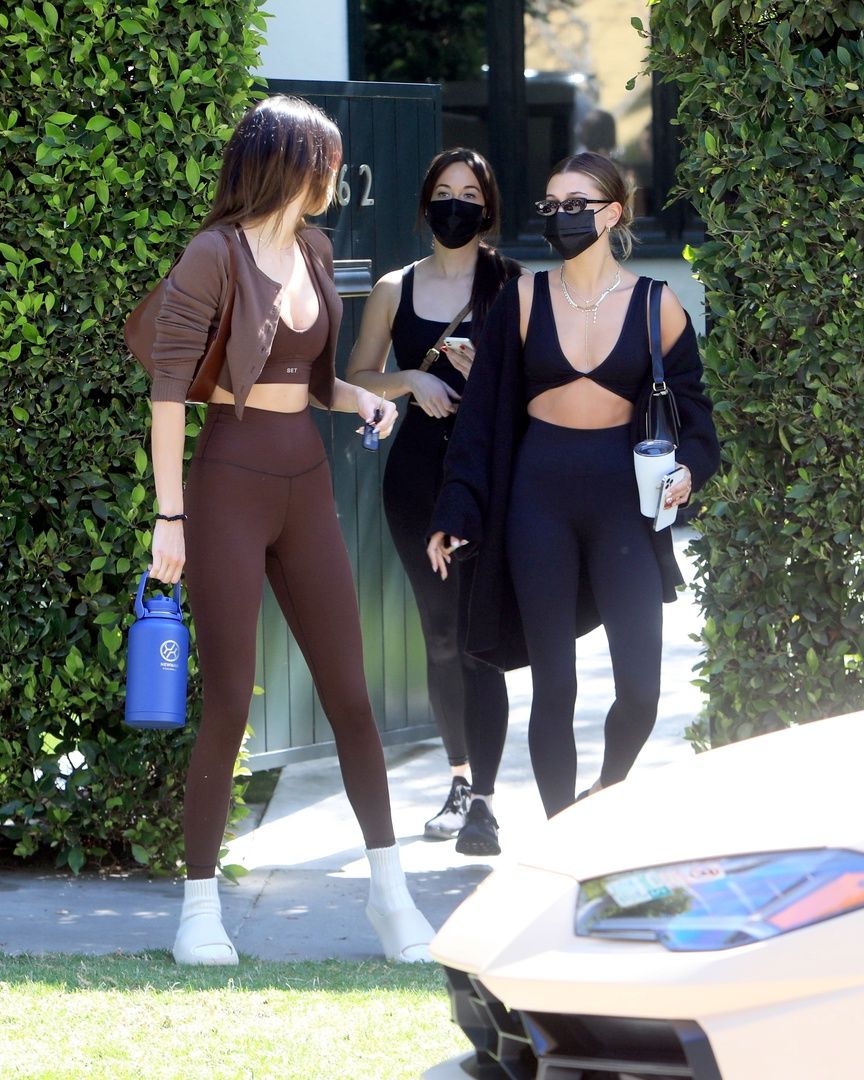 Access_Kardashian_130.jpg