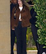 Access_Kardashian_5.jpg