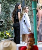 Access_Kardashian_6.jpg