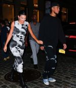 Access_Kardashian_6.jpg