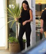 Access_Kardashian_2.jpg