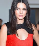 Access_Kardashian_3~0.jpg