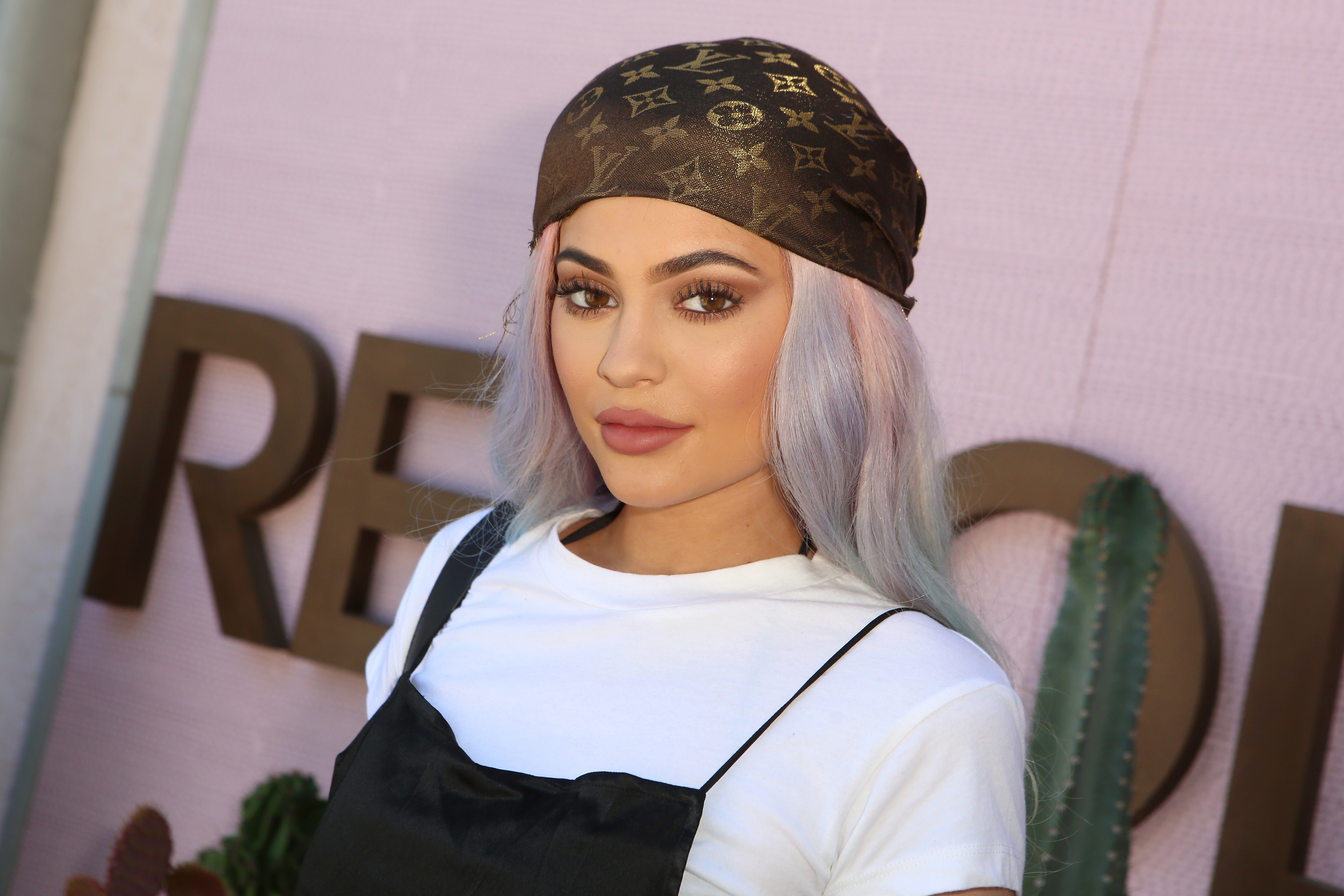 Access_Kardashian_5.jpg
