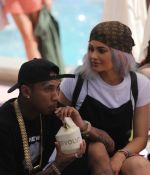 Access_Kardashian_16.jpg