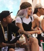 Access_Kardashian_18.jpg