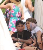 Access_Kardashian_20.jpg