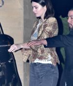 Access_Kardashian_3.jpg