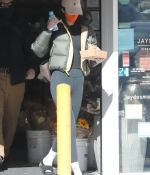 Access_Kardashian_7.jpg