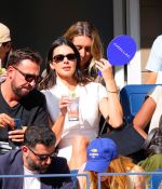 Access_Kardashian_28329.jpg