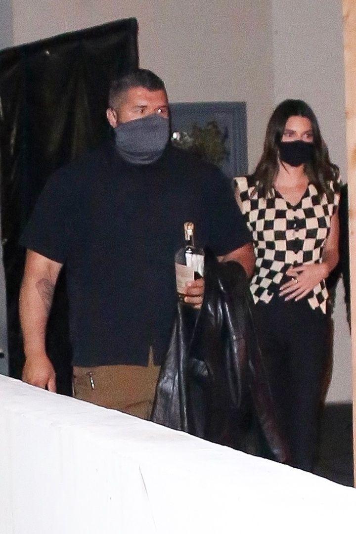 Access_Kardashian_001.jpg
