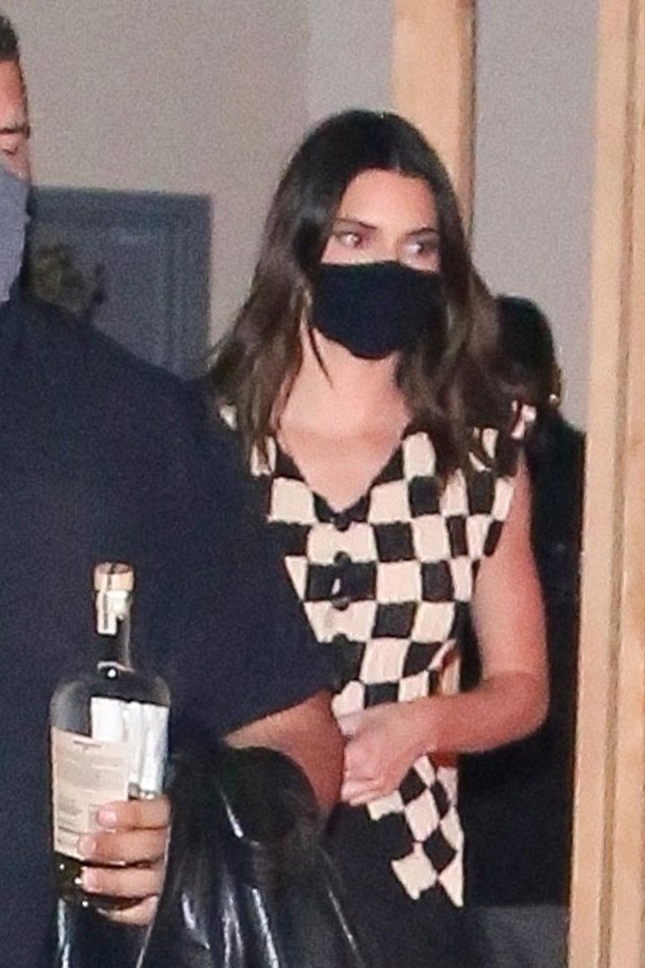 Access_Kardashian_003.jpg