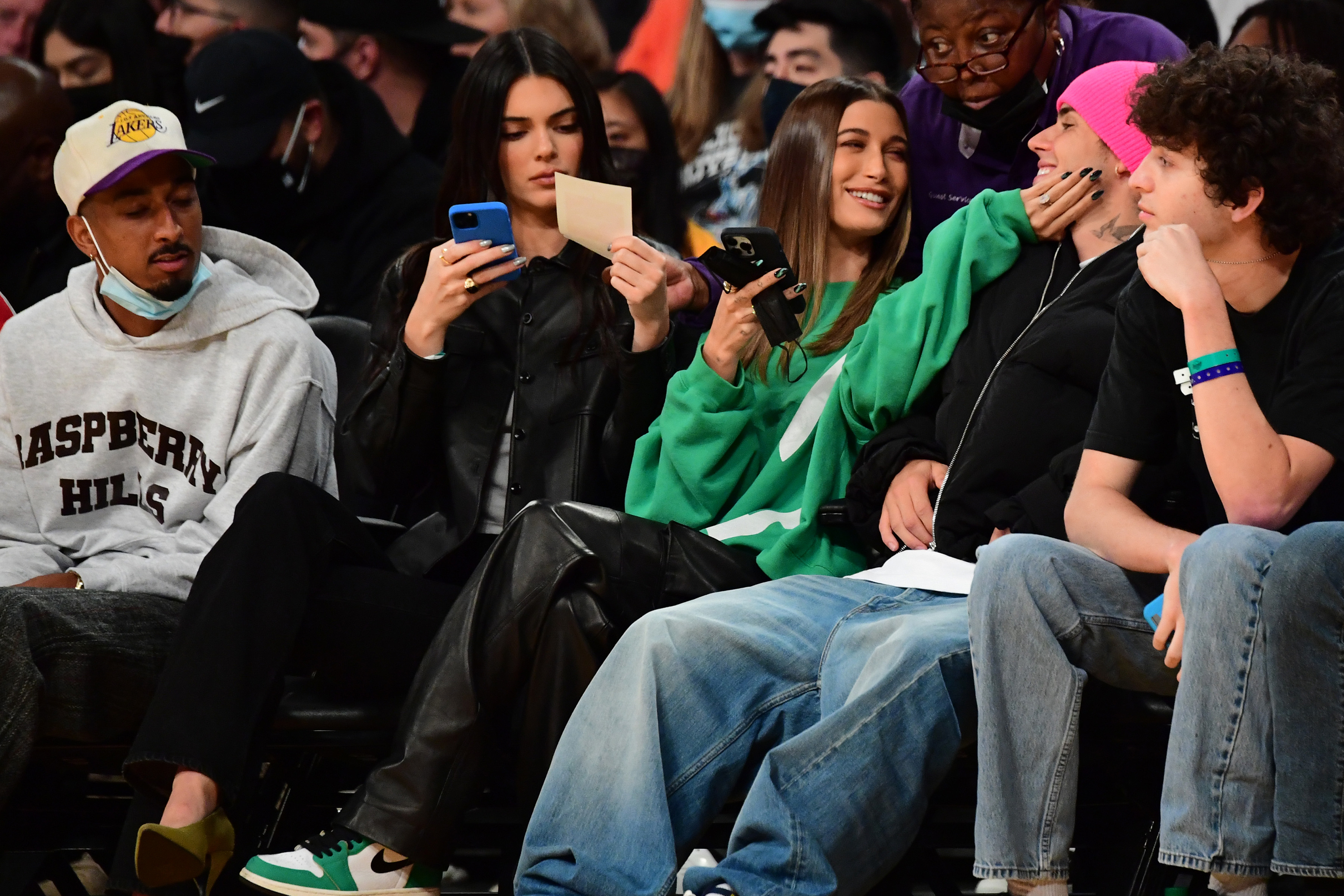Access_Kardashian_6.jpg