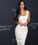 Access_Kardashian_14.jpg