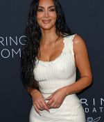 Access_Kardashian_3.jpg