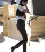 Access_Kardashian_3.jpg
