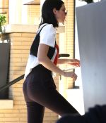 Access_Kardashian_8.jpg