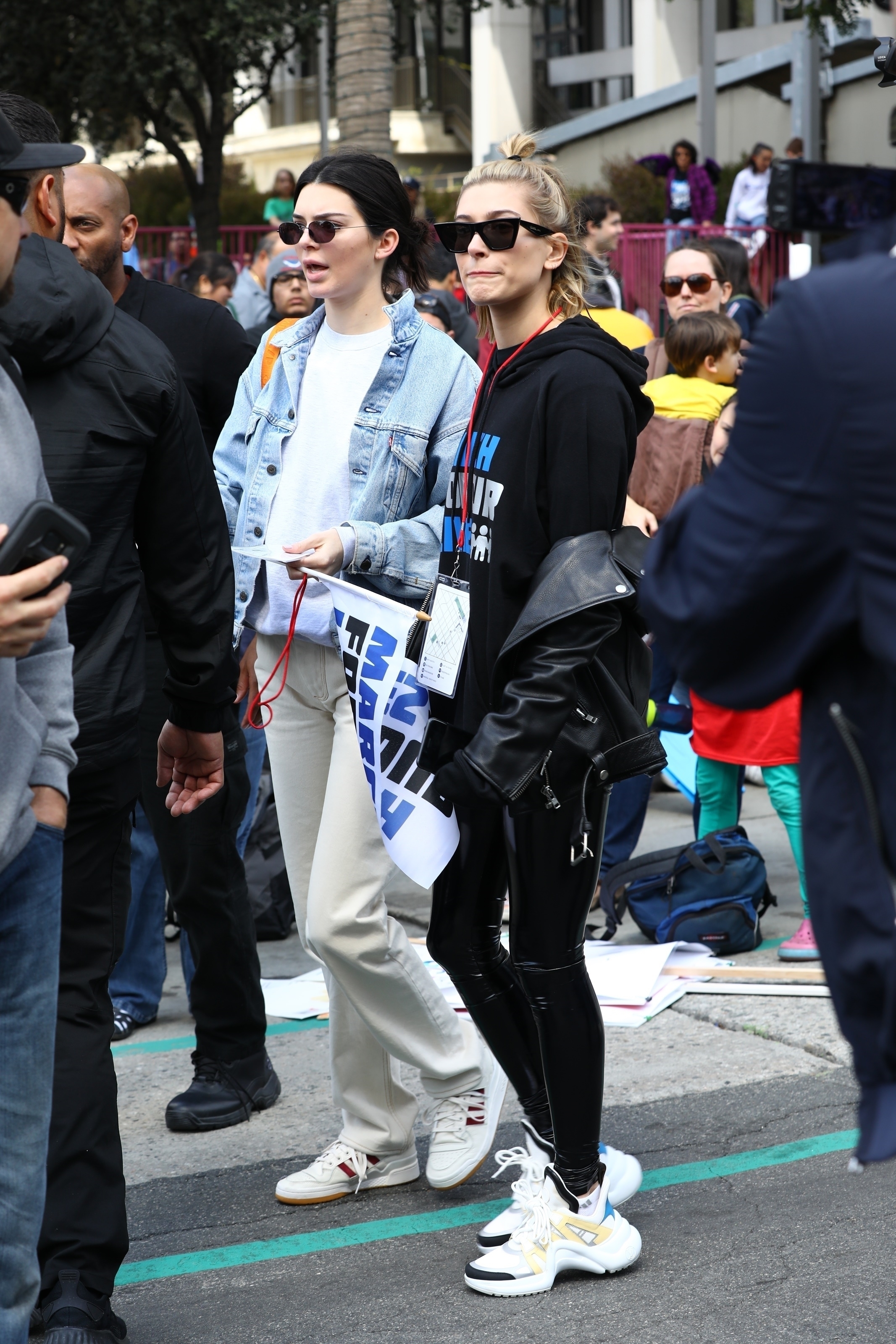 Access_Kardashian_90.jpg
